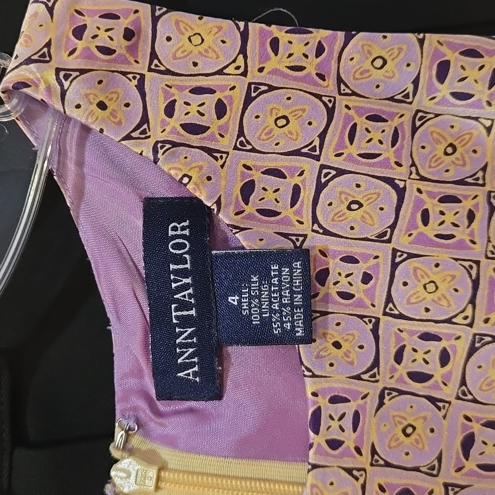 Ann Taylor Yellow & Purple  Patterned Top Sz 4 - Picture 3 of 4